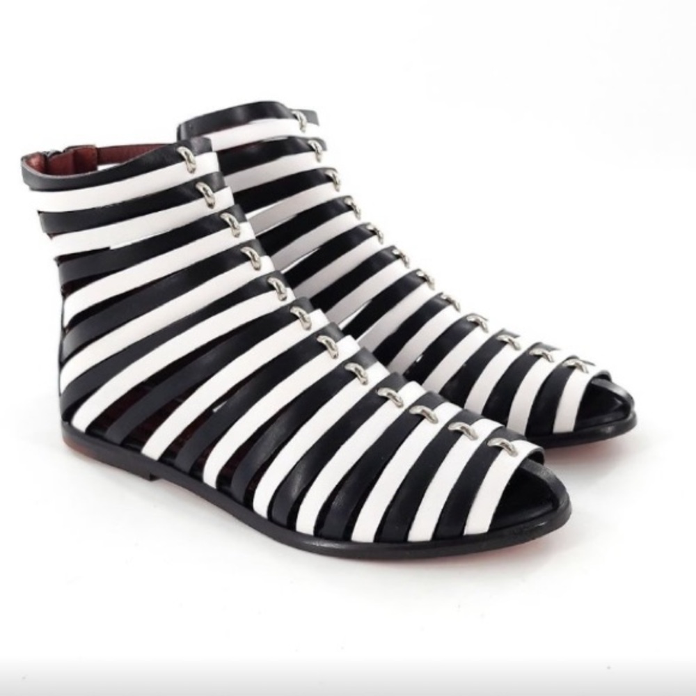 MISSONI Strappy Black White Leather Flat Sandals New Floor Model NWOT